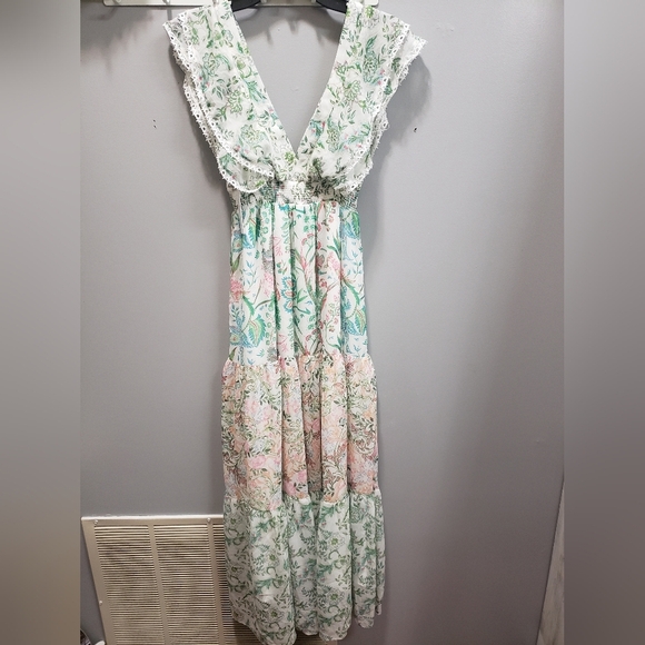 House of Harlow 1960 NWT Floral Tiered Chiffon Maxi Dress, XS - Picture 2 of 10